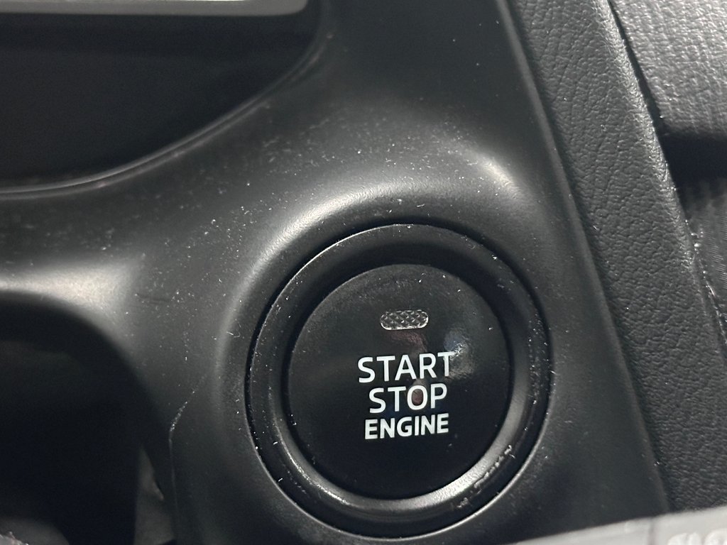 Toyota Yaris Hatchback XLE SIÈGES ET VOLANT CFAUFFANTS / MAGS / CAMÉRA 2020 à Cowansville, Québec - 27 - w1024h768px