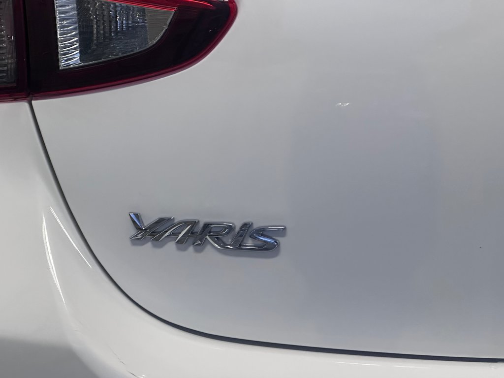 Toyota Yaris Hatchback XLE SIÈGES ET VOLANT CFAUFFANTS / MAGS / CAMÉRA 2020 à Cowansville, Québec - 5 - w1024h768px