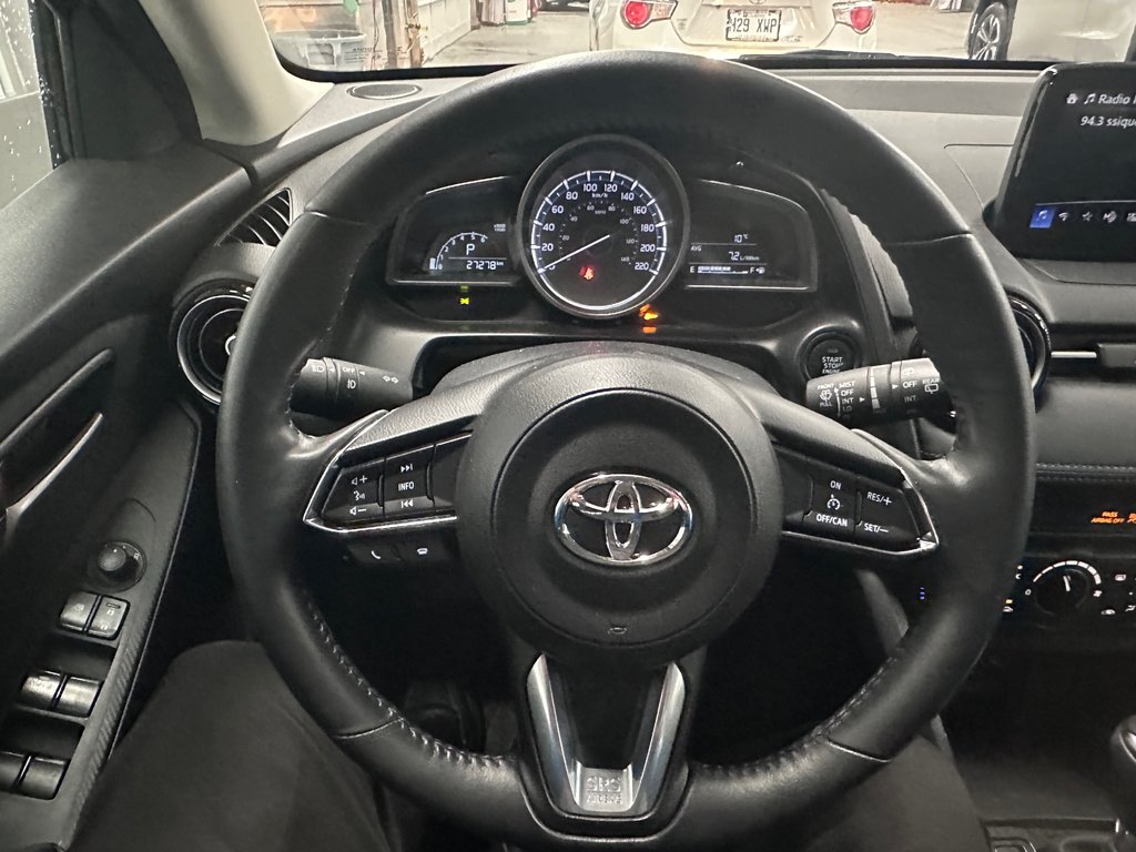 Toyota Yaris Hatchback XLE SIÈGES ET VOLANT CFAUFFANTS / MAGS / CAMÉRA 2020 à Cowansville, Québec - 28 - w1024h768px