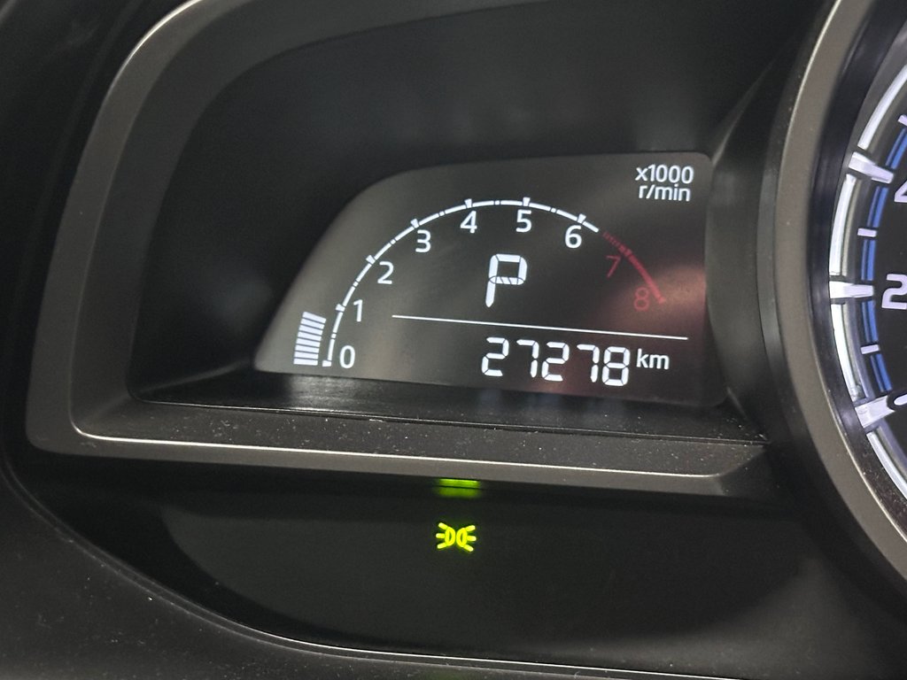 Toyota Yaris Hatchback XLE SIÈGES ET VOLANT CFAUFFANTS / MAGS / CAMÉRA 2020 à Cowansville, Québec - 29 - w1024h768px