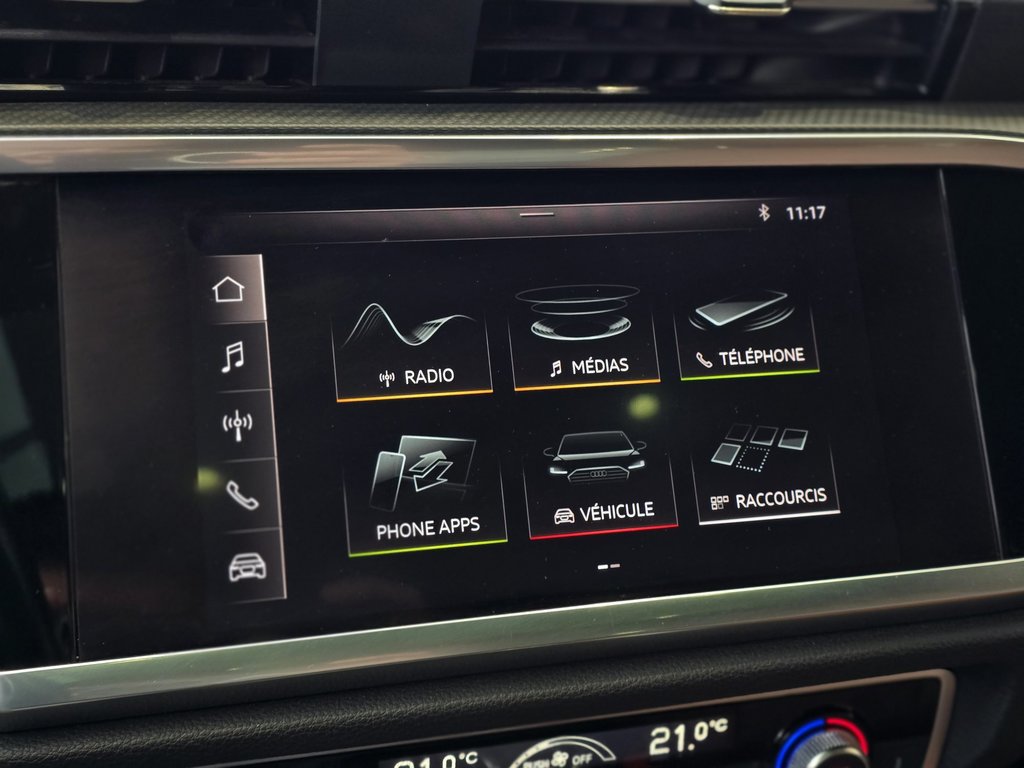 2021 Audi Q3 Komfort QUATTRO | TOIT PANO | CUIR | CAM | 8 PNEUS in Laval, Quebec - 17 - w1024h768px