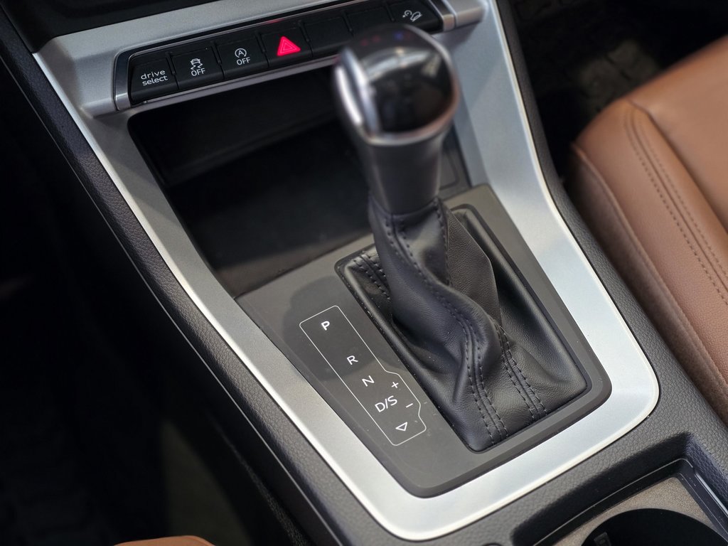 2021 Audi Q3 Komfort QUATTRO | TOIT PANO | CUIR | CAM | 8 PNEUS in Laval, Quebec - 14 - w1024h768px