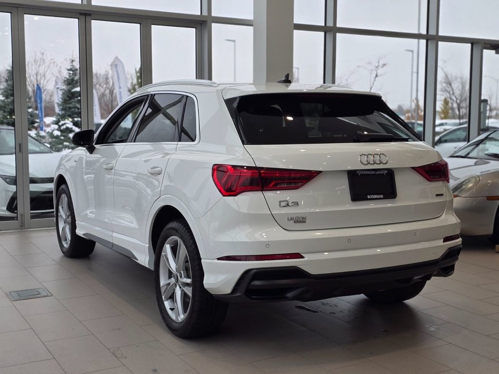2021 Audi Q3 Progressiv | AWD | TOIT | CUIR | BAS KM +++ in Laval, Quebec - 6 - w1024h768px