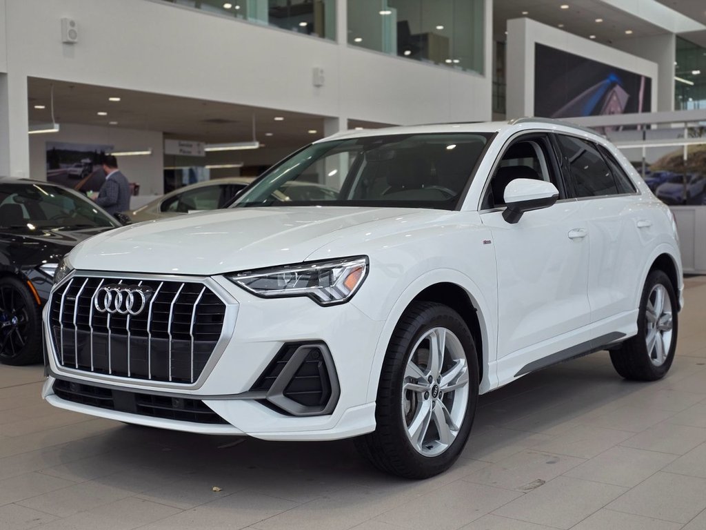 2021 Audi Q3 Progressiv | AWD | TOIT | CUIR | BAS KM +++ in Laval, Quebec - 4 - w1024h768px