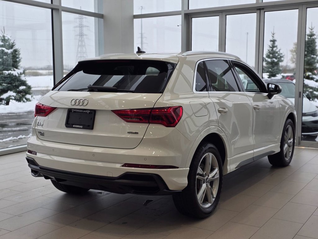 2021 Audi Q3 Progressiv | AWD | TOIT | CUIR | BAS KM +++ in Laval, Quebec - 8 - w1024h768px