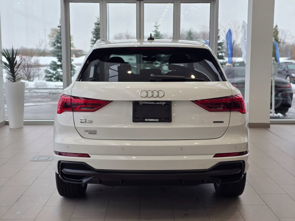 2021 Audi Q3 Progressiv | AWD | TOIT | CUIR | BAS KM +++ in Laval, Quebec - 7 - w1024h768px