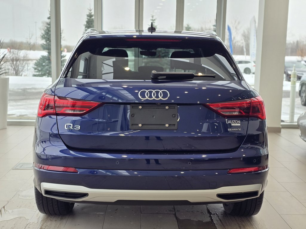 2022 Audi Q3 Progressiv | AWD | TOIT | CUIR | BAS KM | +++ in Laval, Quebec - 7 - w1024h768px