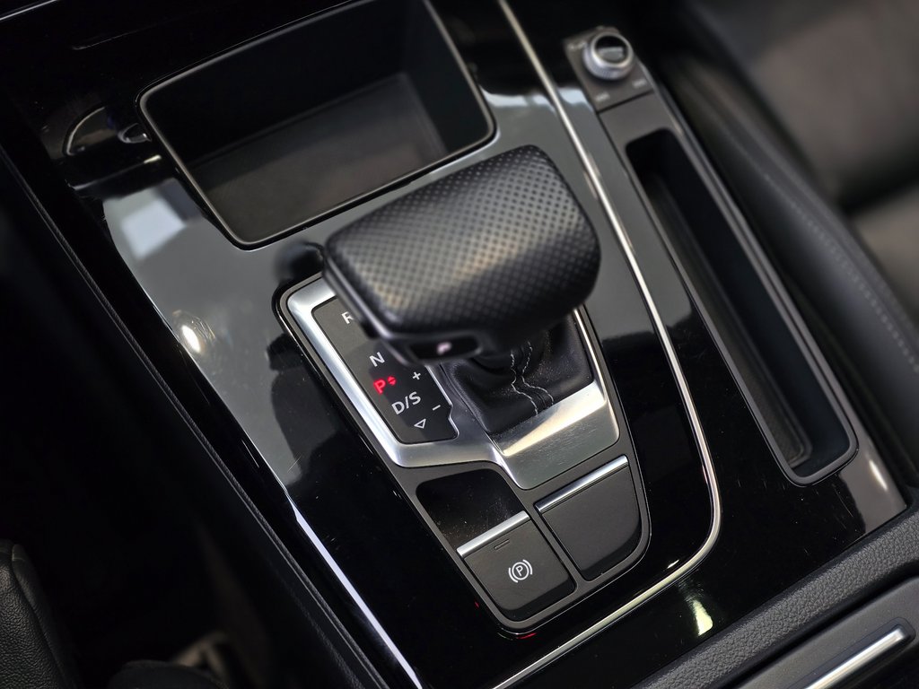 2022 Audi Q5 Technik S-Line | CUIR | PANO | CAM 360 | CARPLAY in Laval, Quebec - 17 - w1024h768px