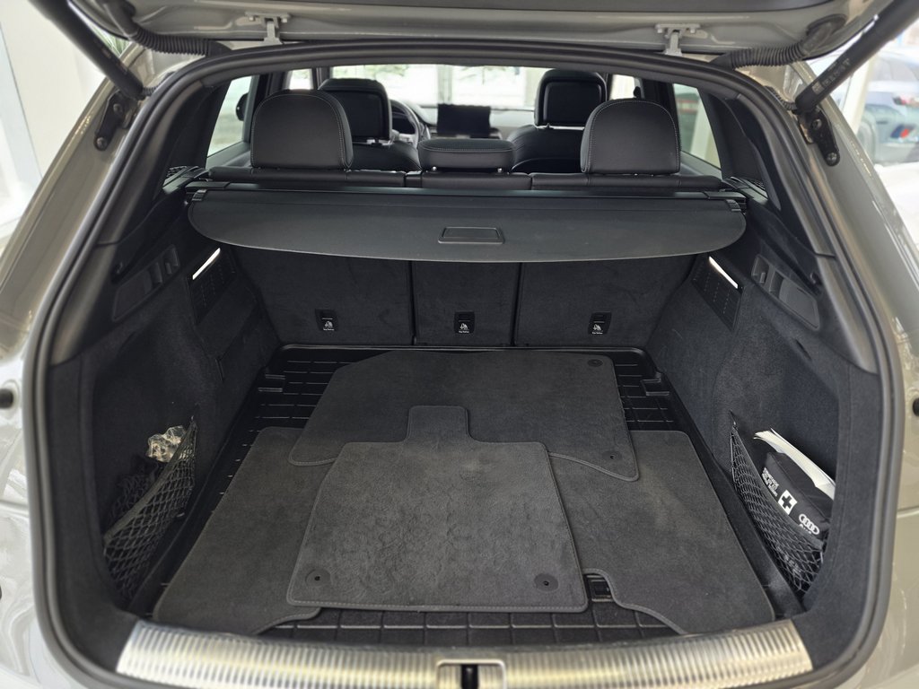 2022 Audi Q5 Technik S-Line | CUIR | PANO | CAM 360 | CARPLAY in Laval, Quebec - 9 - w1024h768px