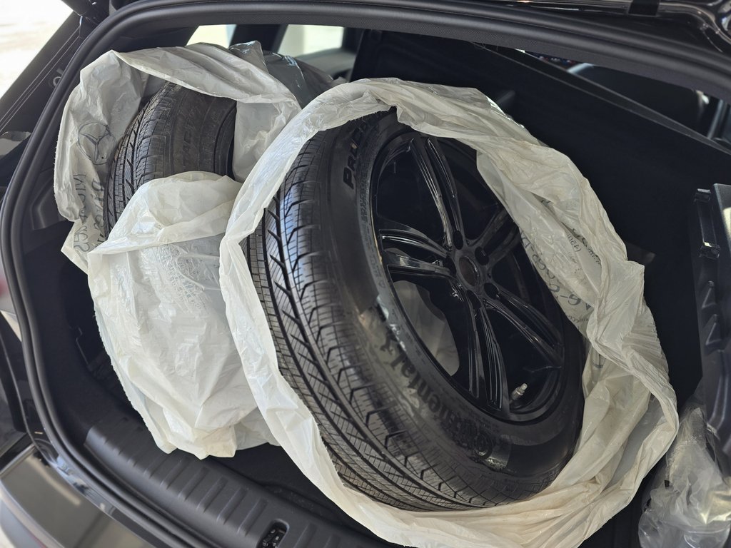 BMW X1 xDrive28i **8 ROUES** CARPLAY | CUIR | NAV | CUIR 2025 à Laval, Québec - 8 - w1024h768px