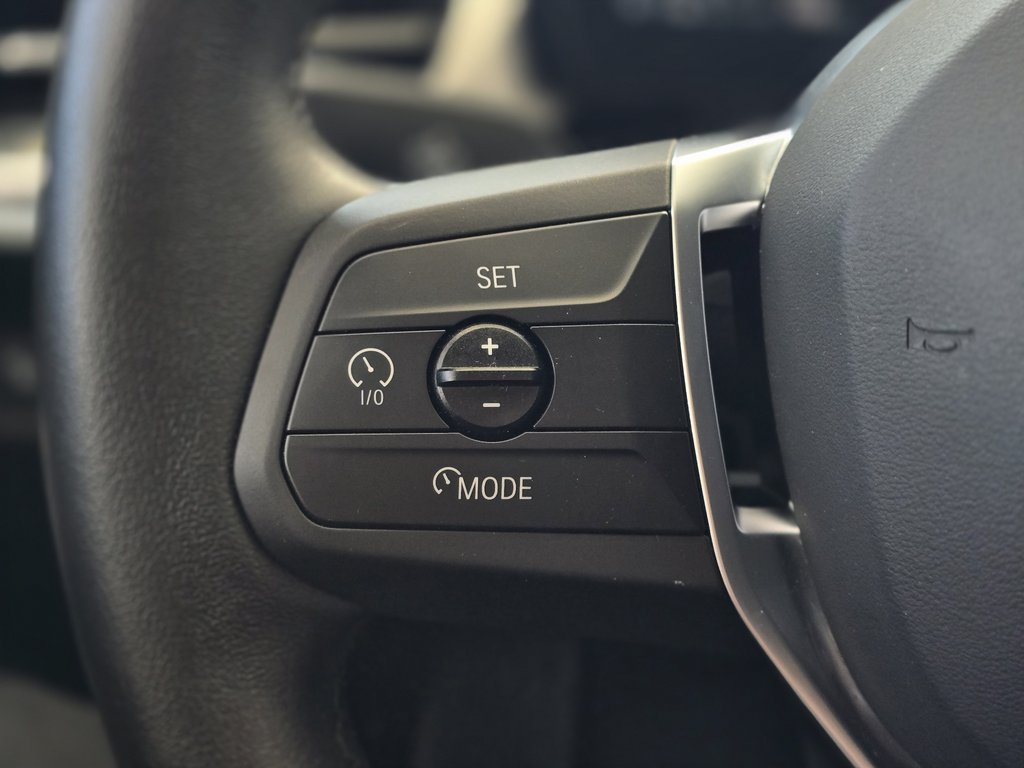 BMW X1 xDrive28i **8 ROUES** CARPLAY | CUIR | NAV | CUIR 2025 à Laval, Québec - 11 - w1024h768px