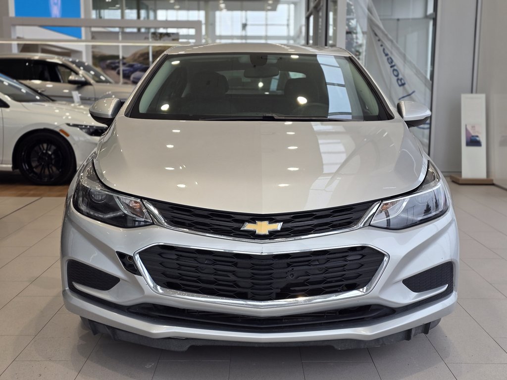 Chevrolet Cruze LT | BAS KM | AUTOMATIQUE | CAMÉRA | BLUETOOTH +++ 2018 à Laval, Québec - 2 - w1024h768px