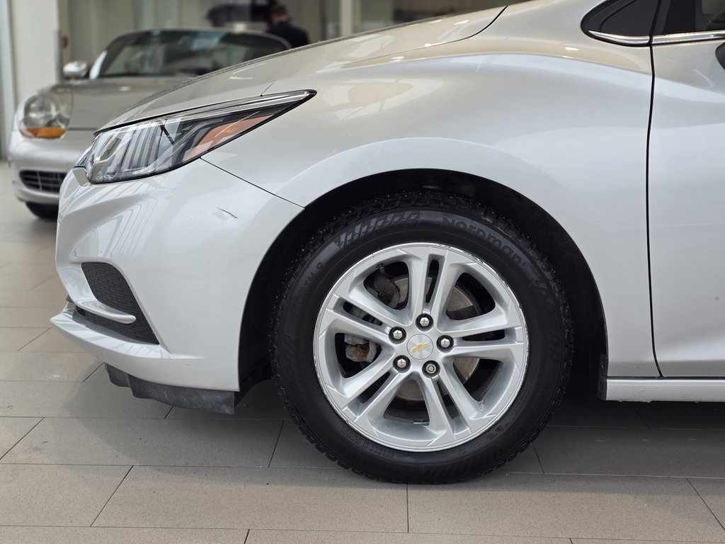 Chevrolet Cruze LT | BAS KM | AUTOMATIQUE | CAMÉRA | BLUETOOTH +++ 2018 à Laval, Québec - 4 - w1024h768px