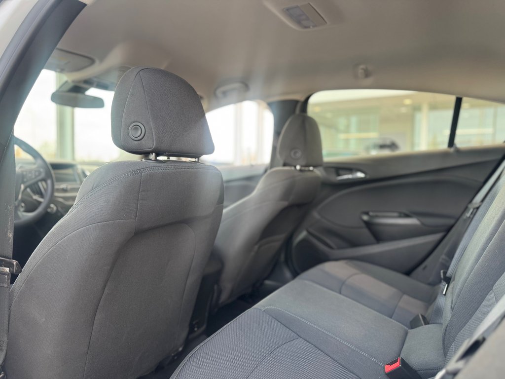 2018 Chevrolet Cruze LT | BAS KM | AUTOMATIQUE | CAMÉRA | BLUETOOTH +++ in Laval, Quebec - 10 - w1024h768px