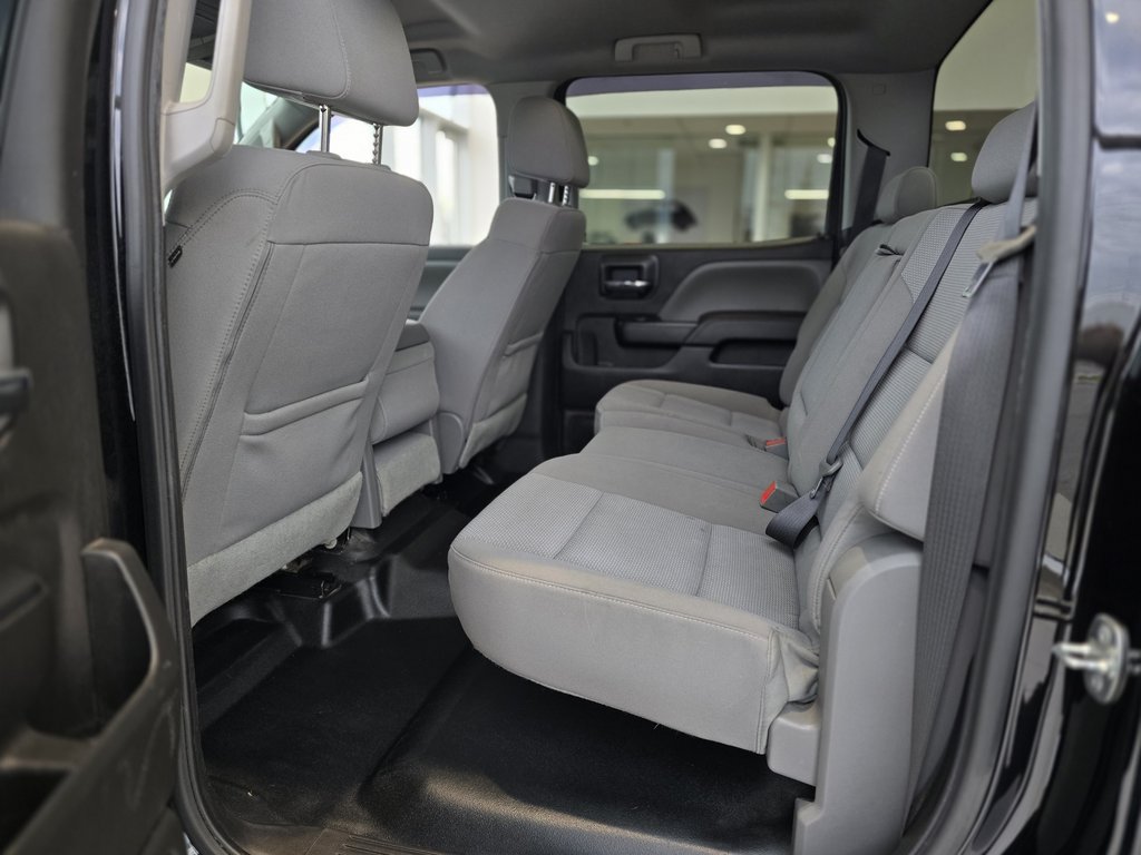 GMC Sierra 1500 DÉMARREUR | COUVRE BOÎTE | 8 ROUES +++ 2018 à Laval, Québec - 10 - w1024h768px