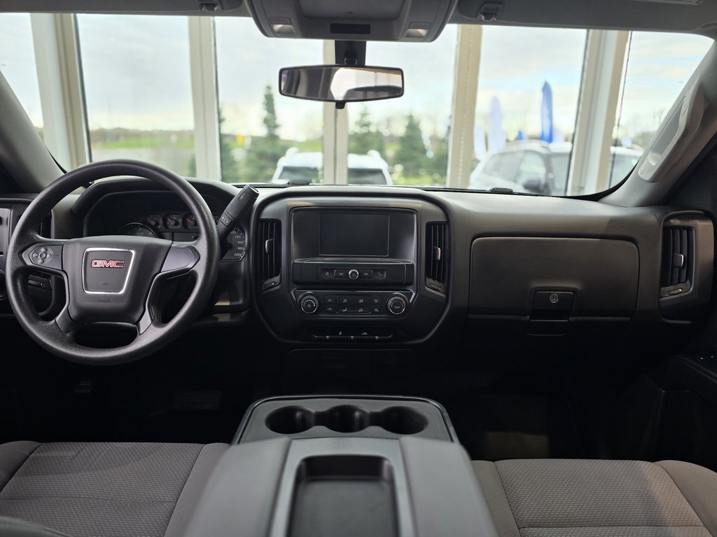 GMC Sierra 1500 DÉMARREUR | COUVRE BOÎTE | 8 ROUES +++ 2018 à Laval, Québec - 11 - w1024h768px