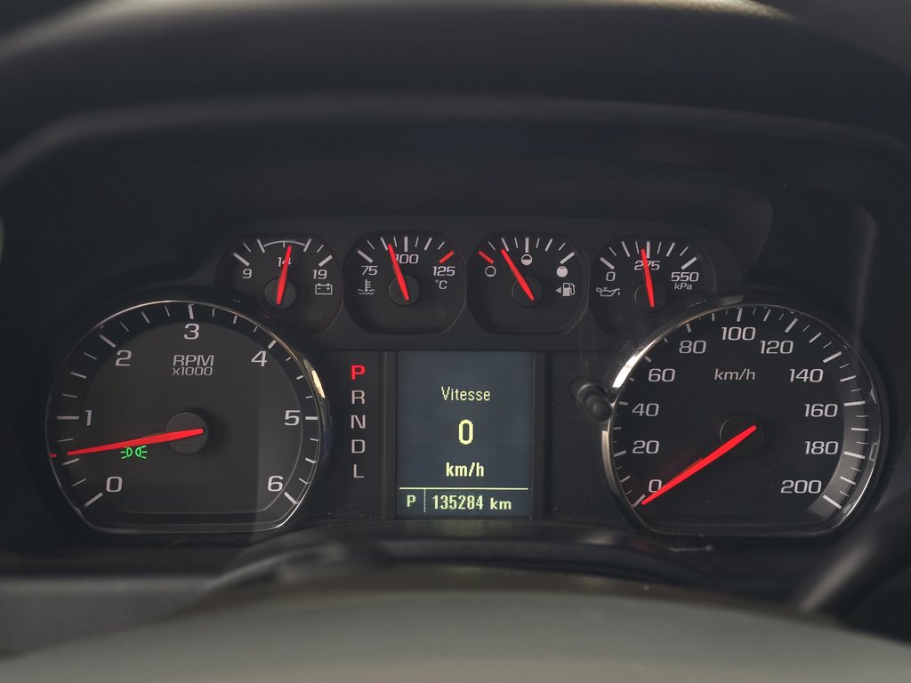 GMC Sierra 1500 DÉMARREUR | COUVRE BOÎTE | 8 ROUES +++ 2018 à Laval, Québec - 13 - w1024h768px