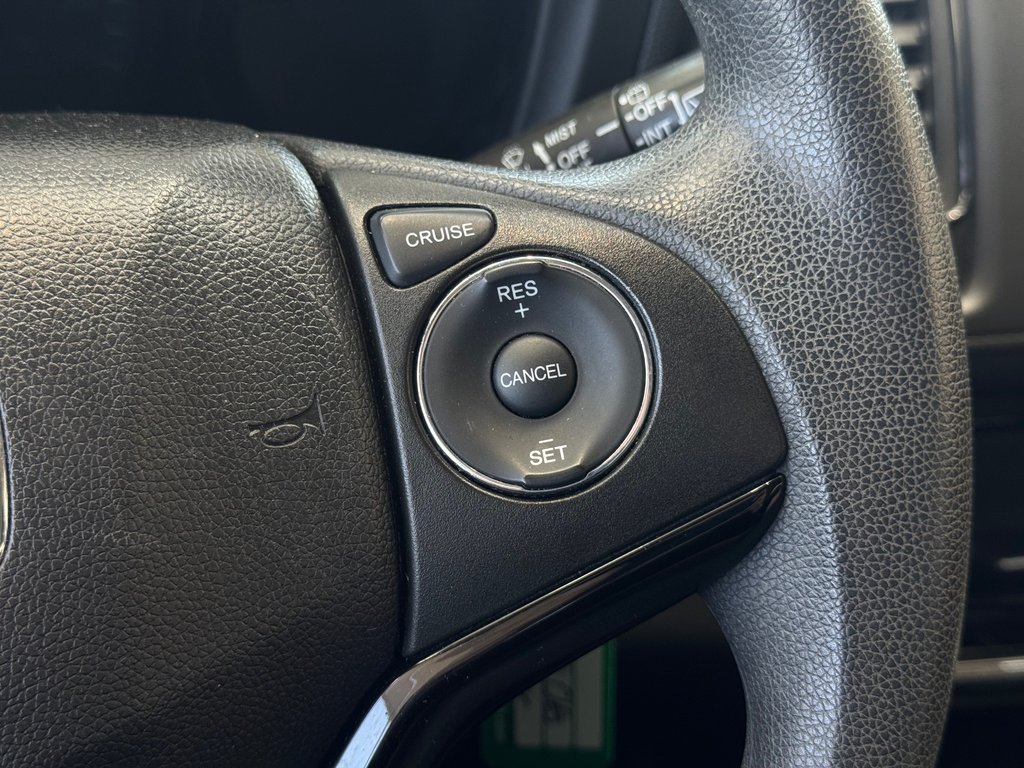 2016 Honda HR-V LX AWD | CAMÉRA | BLUETOOTH | SIÈGES CHAUFFANTS ++ in Laval, Quebec - 15 - w1024h768px