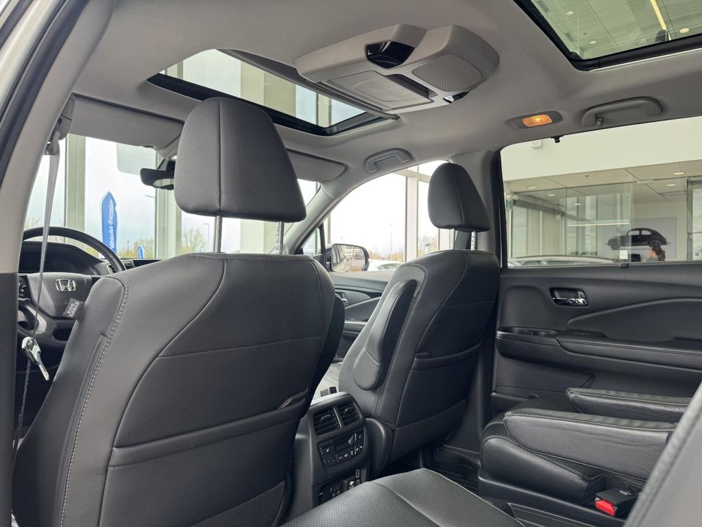 Honda Pilot Touring | AWD | DÉMARREUR | NAV | TOIT | CUIR +++ 2021 à Laval, Québec - 10 - w1024h768px