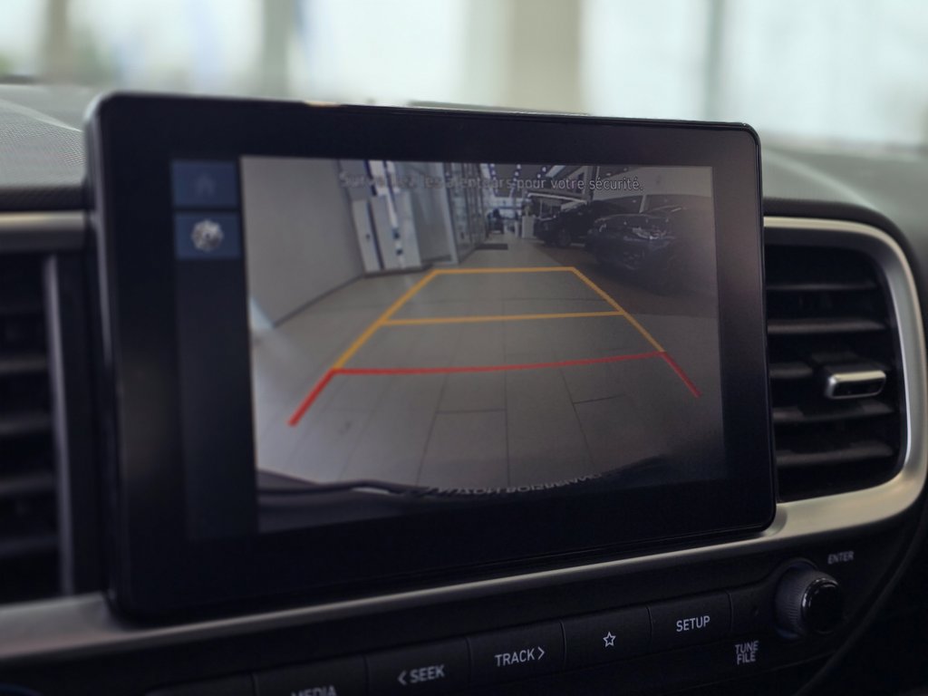 2023 Hyundai Venue Essential CARPLAY | CAMÉRA | BLUETOOTH +++ in Laval, Quebec - 18 - w1024h768px