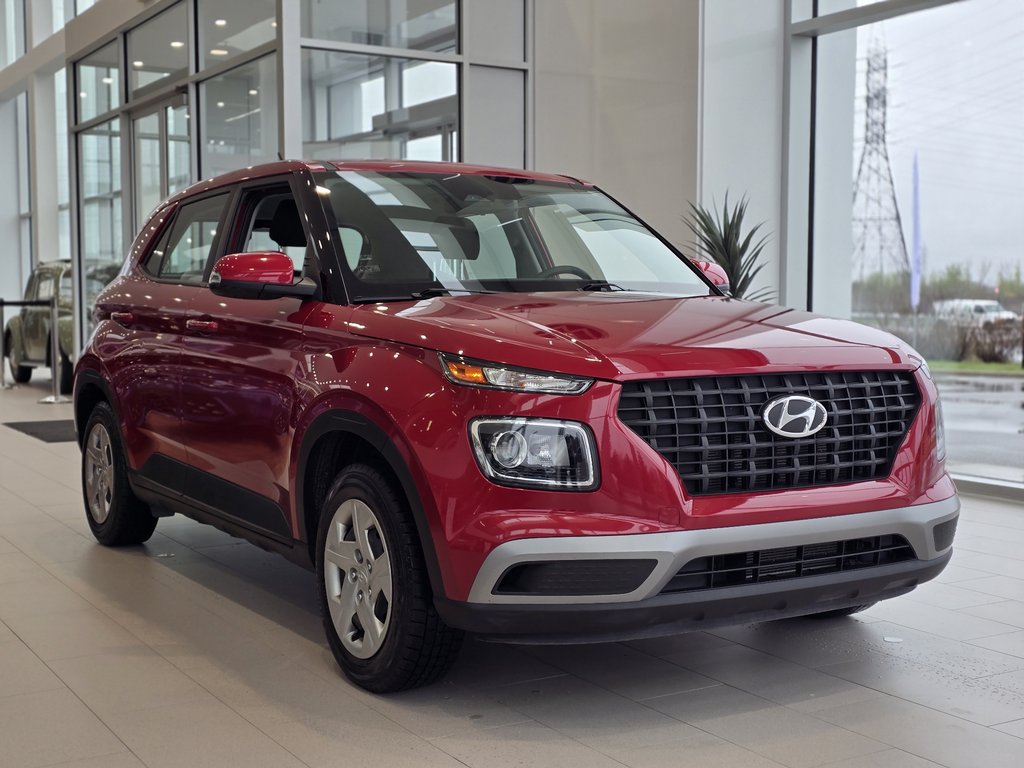 2023 Hyundai Venue Essential CARPLAY | CAMÉRA | BLUETOOTH +++ in Laval, Quebec - 1 - w1024h768px