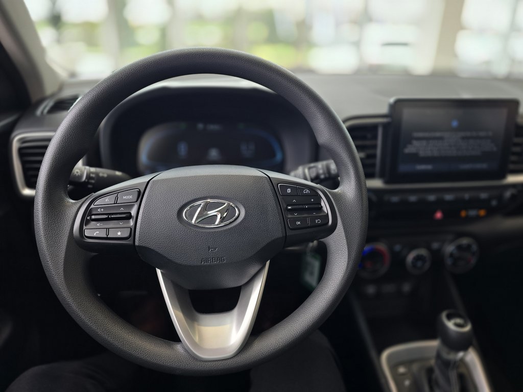 2023 Hyundai Venue Essential CARPLAY | CAMÉRA | BLUETOOTH +++ in Laval, Quebec - 11 - w1024h768px