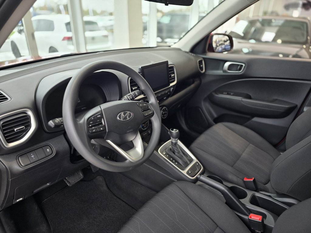 Hyundai Venue Essential CARPLAY | CAMÉRA | BLUETOOTH +++ 2023 à Laval, Québec - 10 - w1024h768px