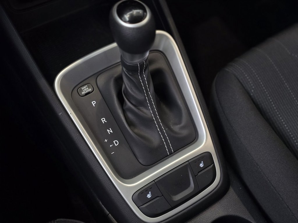 Hyundai Venue Essential CARPLAY | CAMÉRA | BLUETOOTH +++ 2023 à Laval, Québec - 15 - w1024h768px