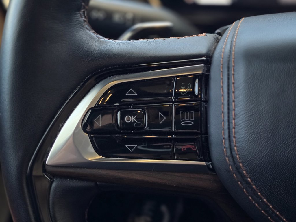 2023 Jeep Grand Cherokee L Summit PANO | MCINTOSH AUDIO | CUIR | NAV | +++ in Laval, Quebec - 20 - w1024h768px