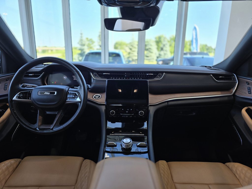 2023 Jeep Grand Cherokee L Summit PANO | MCINTOSH AUDIO | CUIR | NAV | +++ in Laval, Quebec - 17 - w1024h768px
