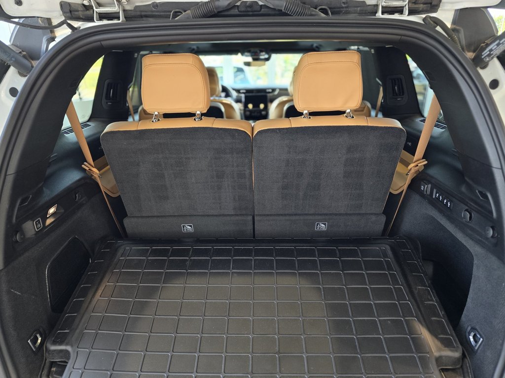 2023 Jeep Grand Cherokee L Summit PANO | MCINTOSH AUDIO | CUIR | NAV | +++ in Laval, Quebec - 11 - w1024h768px