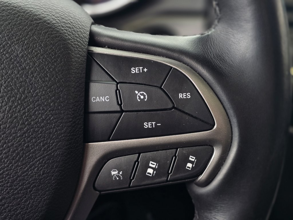 2021 Jeep Grand Cherokee 80th Anniversary Edition | BAS KM | DÉMARREUR | ++ in Laval, Quebec - 13 - w1024h768px