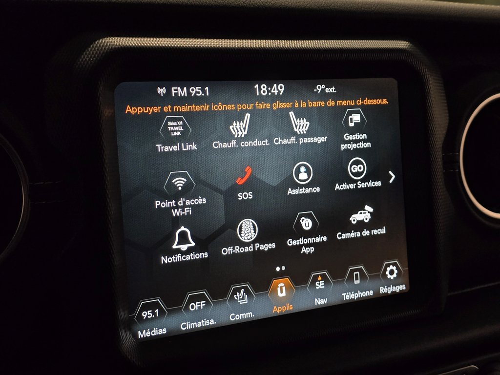 Jeep Wrangler 4xe Unlimited Sahara | DÉMARREUR | CUIR | 8 PNEUS 2023 à Laval, Québec - 17 - w1024h768px