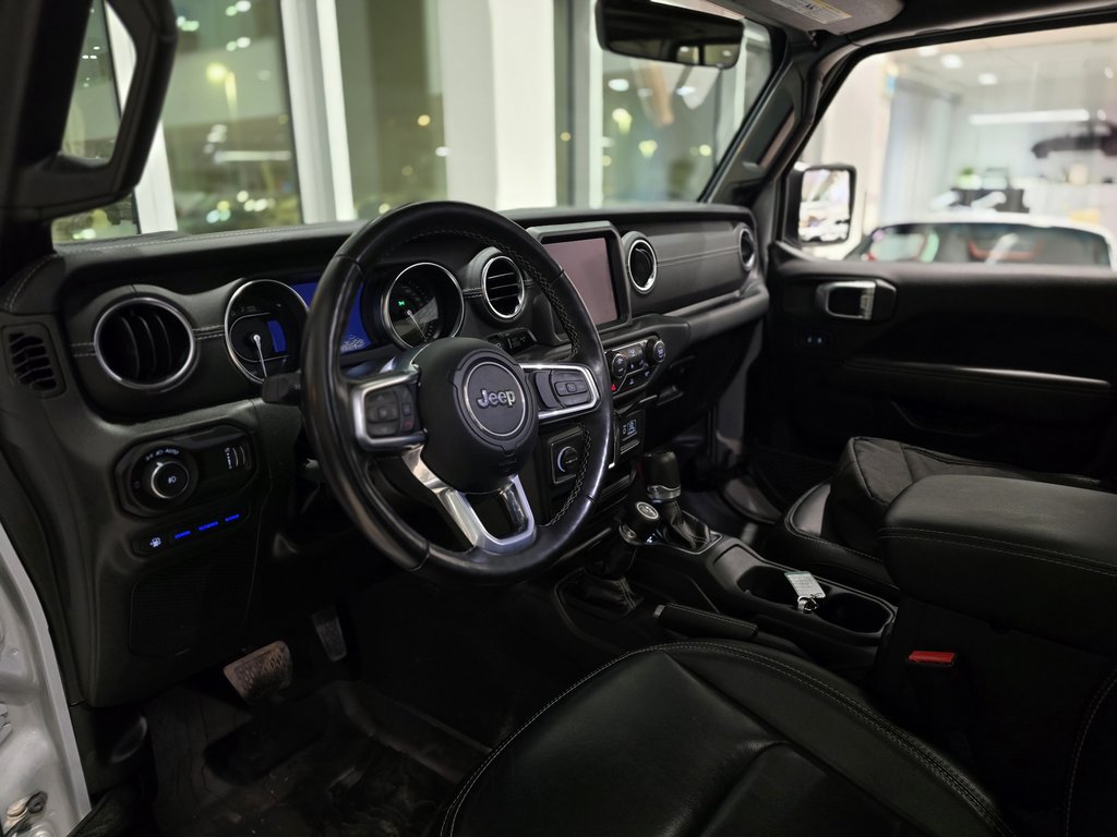 Jeep Wrangler 4xe Unlimited Sahara | DÉMARREUR | CUIR | 8 PNEUS 2023 à Laval, Québec - 10 - w1024h768px