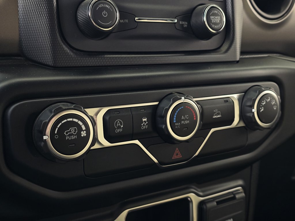 2021 Jeep Wrangler Willy's Sport | BAS KM | 4X4 | CAMÉRA | BLUETOOTH in Laval, Quebec - 22 - w1024h768px