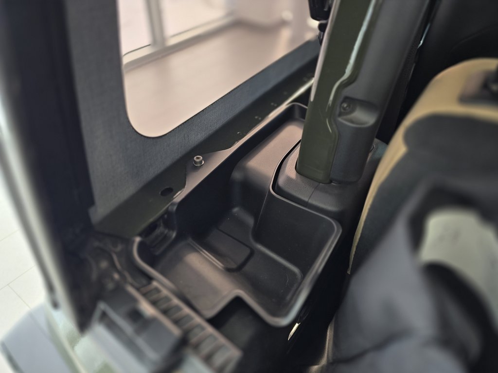 2021 Jeep Wrangler Willy's Sport | BAS KM | 4X4 | CAMÉRA | BLUETOOTH in Laval, Quebec - 13 - w1024h768px