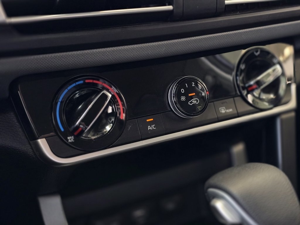 Kia Seltos LX | CARPLAY | CAMÉRA | BLUETOOTH | 8 ROUES 2022 à Laval, Québec - 15 - w1024h768px