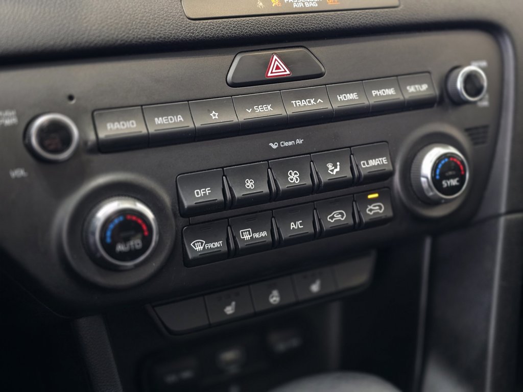 Kia Sportage EX AWD | TOIT | CUIR | CARPLAY | CAMÉRA | BAS KM 2022 à Laval, Québec - 18 - w1024h768px