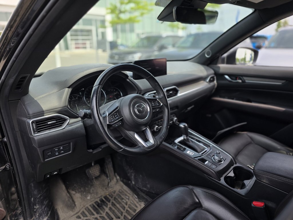 2021 Mazda CX-5 Signature AWD | TOIT | CUIR | CARPLAY | CAMÉRA in Laval, Quebec - 9 - w1024h768px