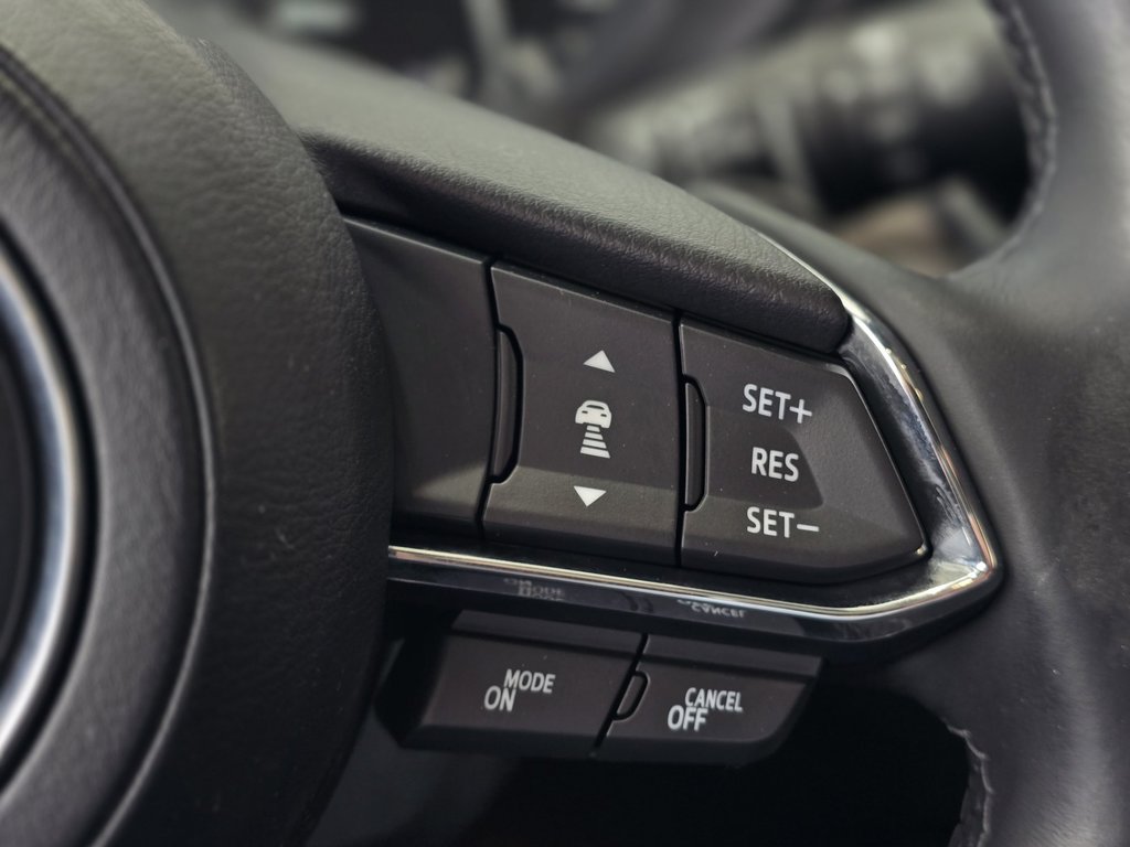 2021 Mazda CX-5 Signature AWD | TOIT | CUIR | CARPLAY | CAMÉRA in Laval, Quebec - 15 - w1024h768px