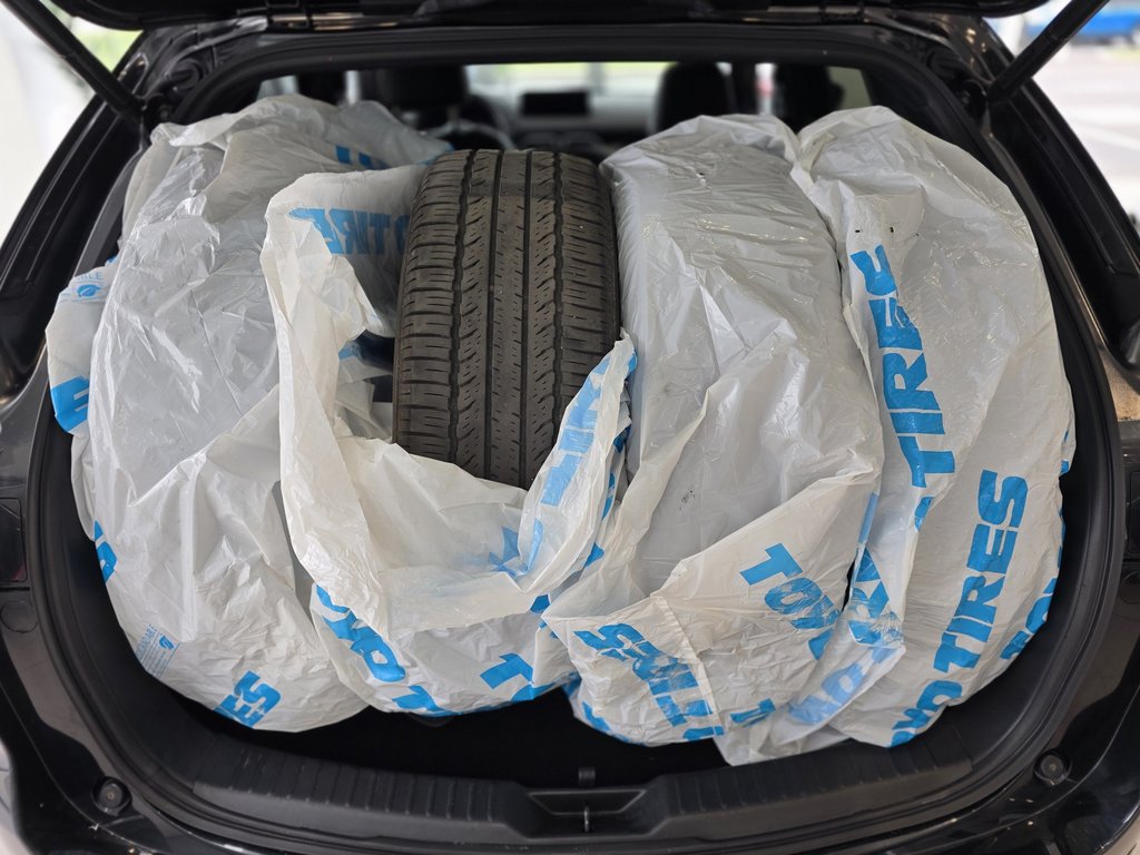 2021 Mazda CX-5 Signature AWD | TOIT | CUIR | CARPLAY | CAMÉRA in Laval, Quebec - 9 - w1024h768px