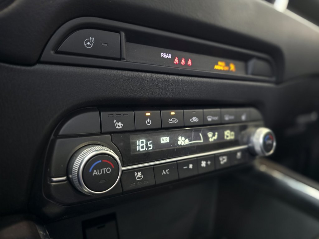2021 Mazda CX-5 Signature AWD | TOIT | CUIR | CARPLAY | CAMÉRA in Laval, Quebec - 18 - w1024h768px
