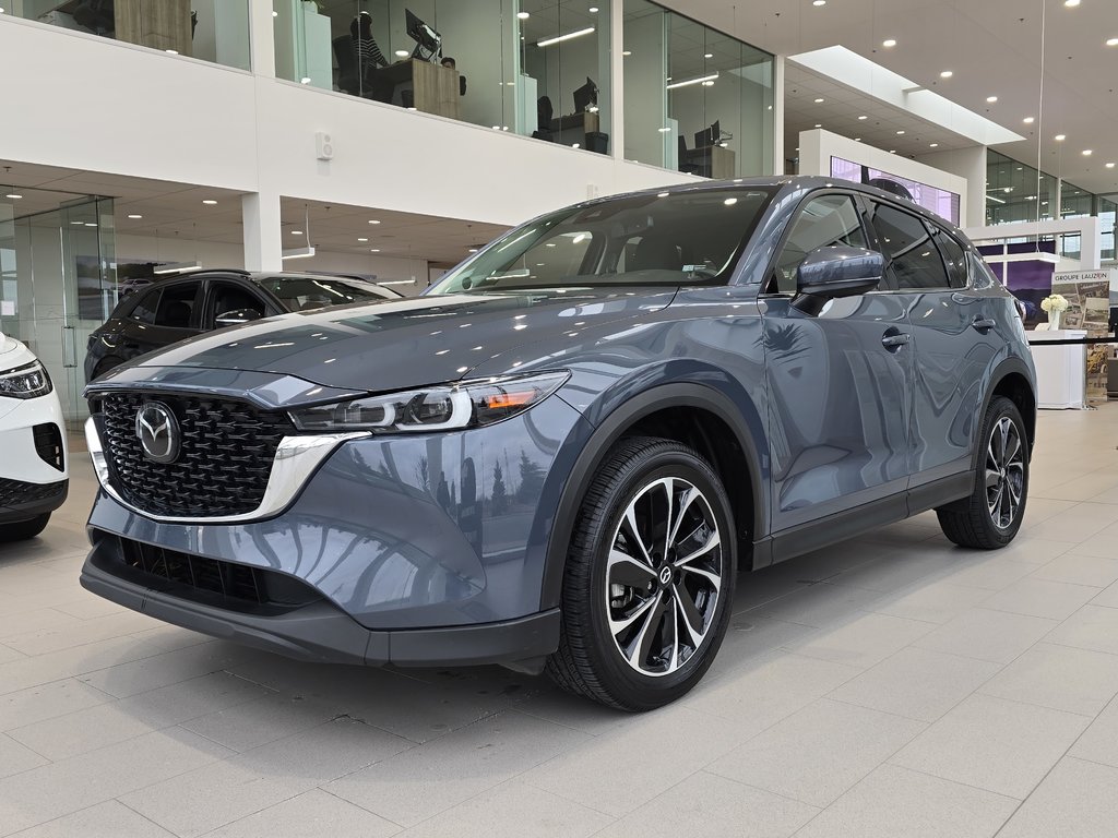 Mazda CX-5 GT TOIT | CUIR | NAV | CARPLAY | CAMÉRA | AWD 2023 à Laval, Québec - 4 - w1024h768px