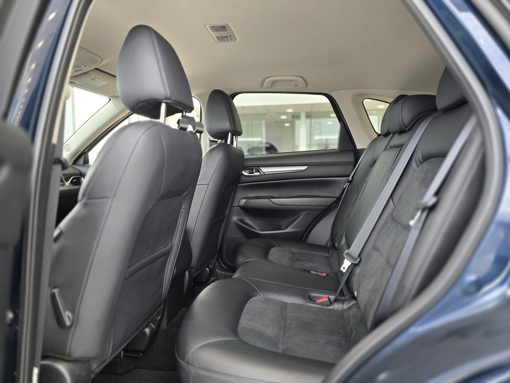 2023 Mazda CX-5 GS AWD | CARPLAY | CAMÉRA | BAS KM!! in Laval, Quebec - 9 - w1024h768px