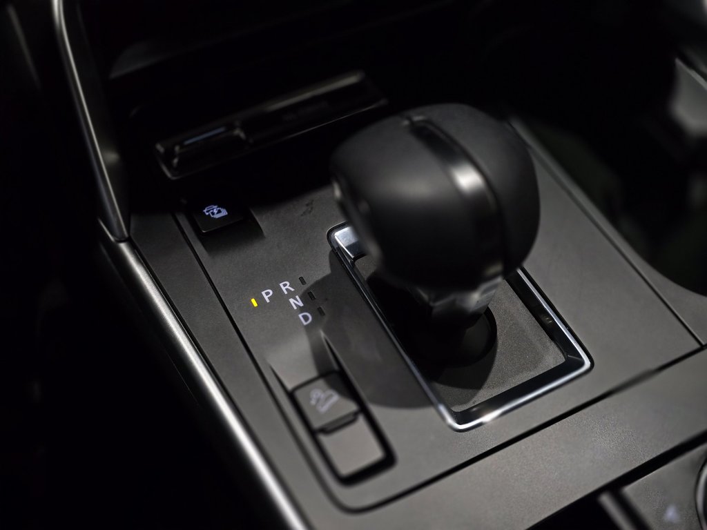 Mazda CX-90 PHEV GS AWD | CARPLAY | CAMÉRA | 8 PNEUS | BAS KM!! 2024 à Laval, Québec - 17 - w1024h768px