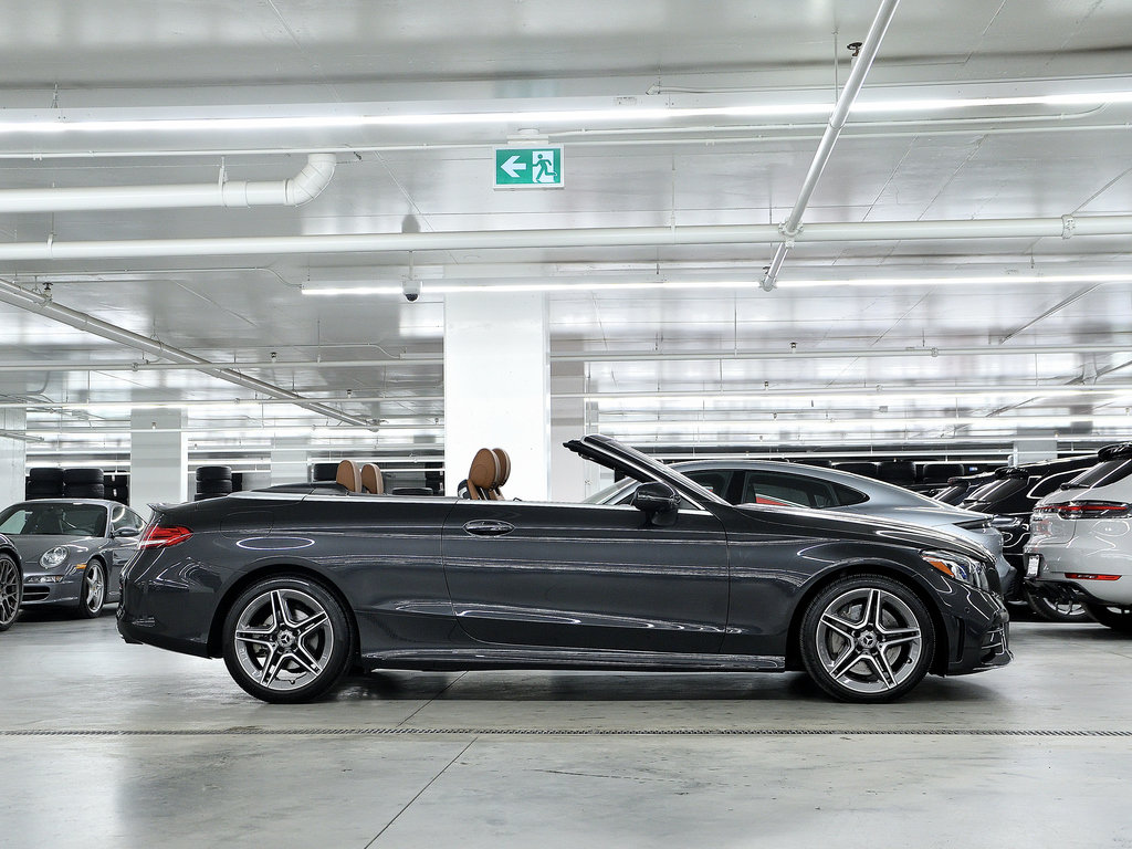 2022  C-Class Mercedez Benz C300 in Laval, Quebec - 2 - w1024h768px