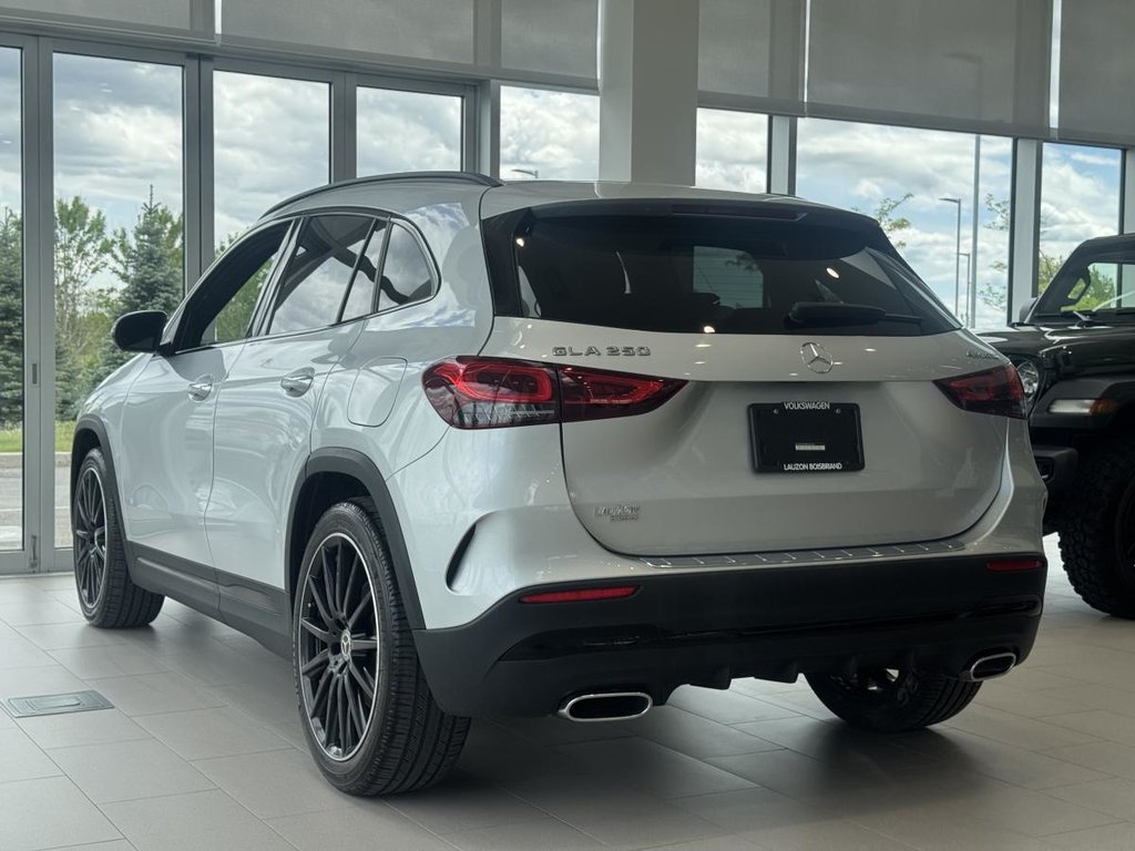 Mercedes-Benz GLA 250 4MATIC | TOIT PANO | CUIR | CARPLAY | CAMÉRA | 8 PNEUS | BAS KM +++ 2023 à Laval, Québec - 6 - w1024h768px