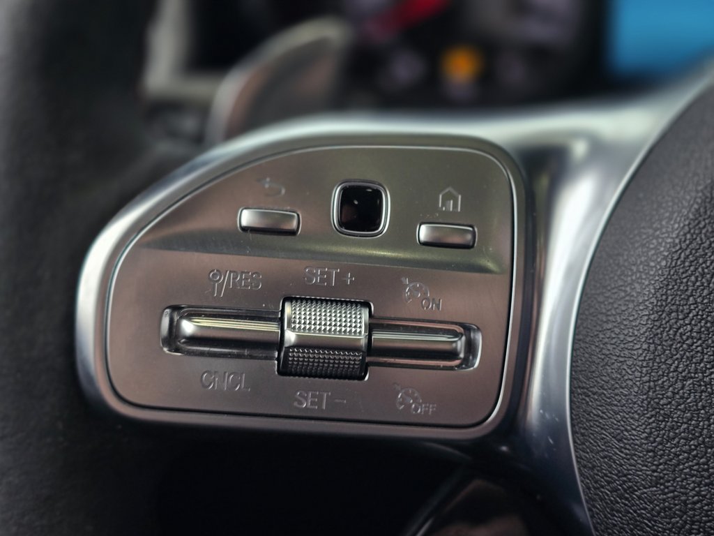 Mercedes-Benz GLC 43 AMG 2021 à Laval, Québec - 14 - w1024h768px