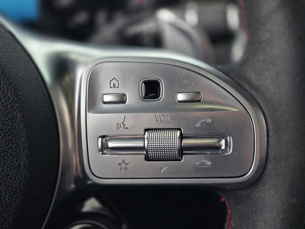 Mercedes-Benz GLC 43 AMG 2021 à Laval, Québec - 16 - w1024h768px