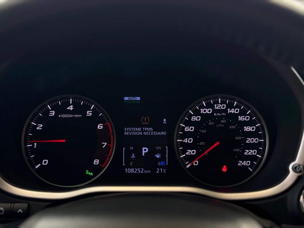 2020 Mitsubishi Eclipse Cross SE in Laval, Quebec - 10 - w1024h768px